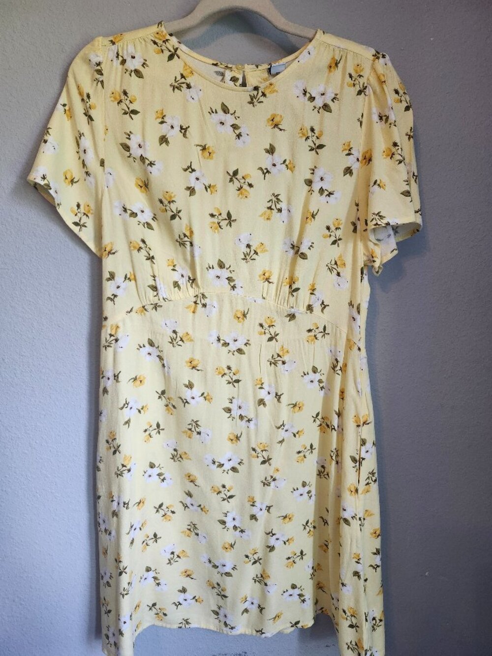 Old Navy Women’s L Yellow Floral Short Sleeve A-Line Summer Dress